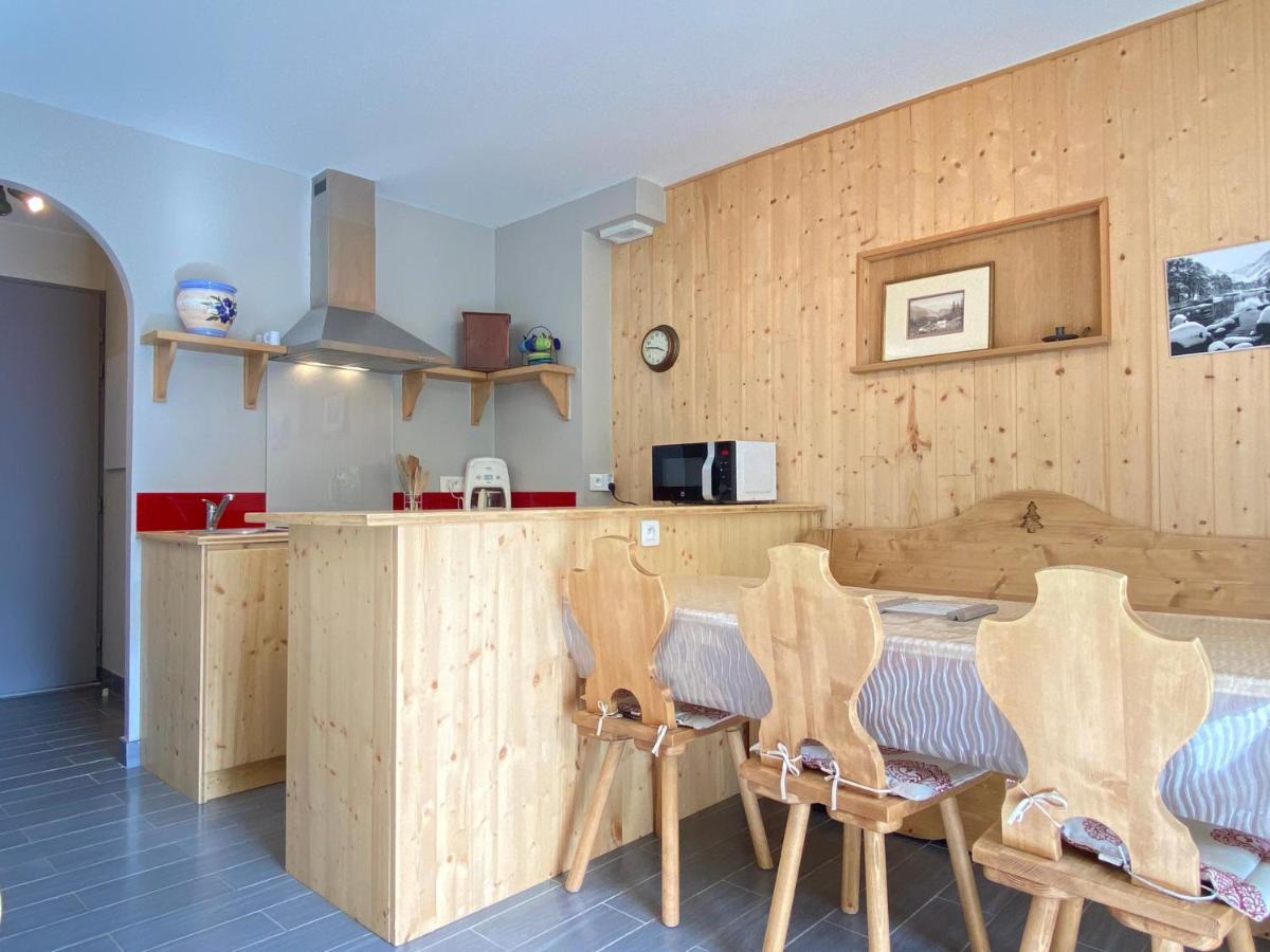 Joli chalet 60m2 proche du centre. parking. balcon Cauterets Extérieur photo