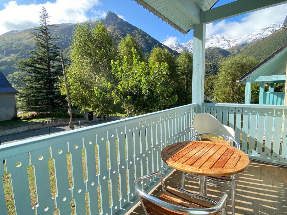 Joli chalet 60m2 proche du centre. parking. balcon Cauterets Extérieur photo